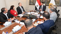 لقاء وزير الصناعة بشركة كوكاكولا