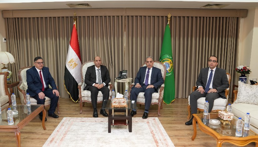 زيارة وزير العمل 