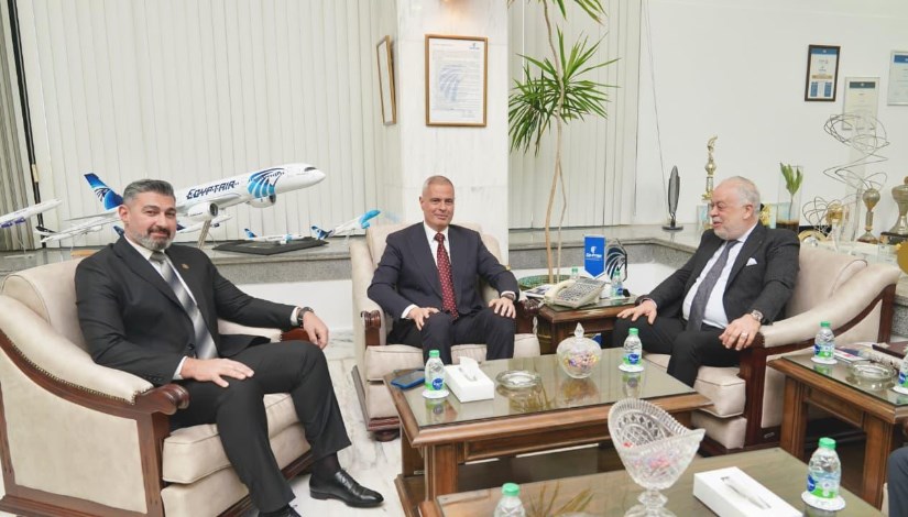 الطيار أحمد عادل، رئيس الشركة القابضة لمصر للطيران