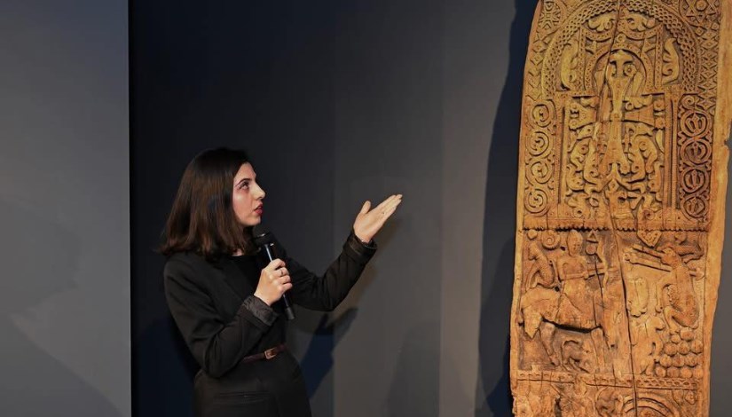 معرض "عودة تاريخية"
