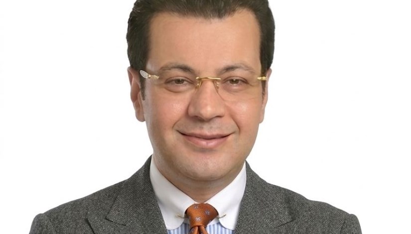 الدكتور ايهاب زكريا