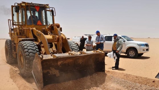  أراضي شرق العوينات
