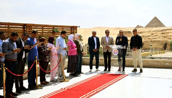 رئيس الوزراء خلال رده على أسئلة الصحفيين