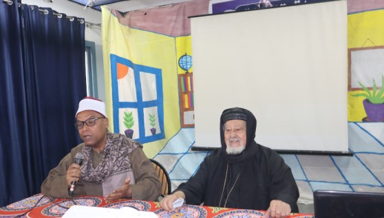 جانب من الندوة 