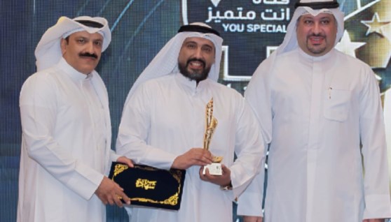 فوز الكويتي حمد المرزوق  بجائزة التميز لأفضل منتج بالكويت