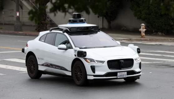  سيارات Waymo 