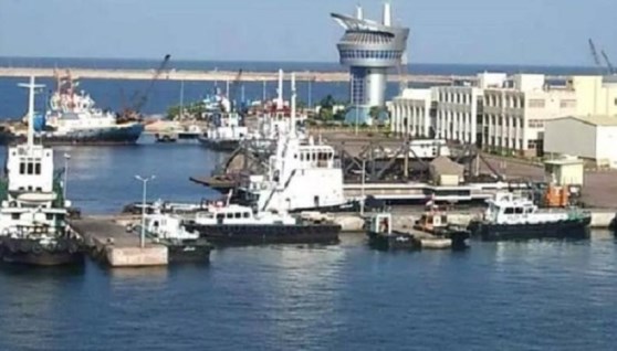 ميناء دمياط