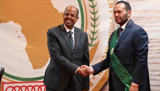 النائب محمد حلاوة رئيس صناعة الشيوخ 