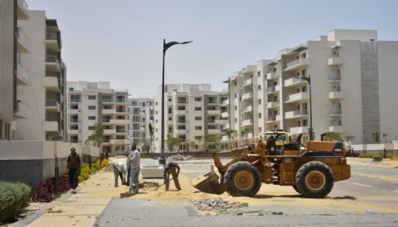 جانب من الأعمال بمشروعات العلمين