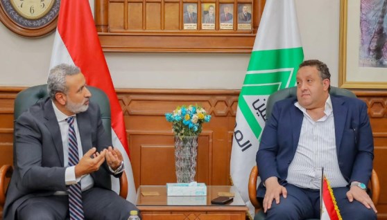 لقاء رجال الأعمال بنقيب المهندسين 