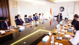 خلال اجتماع وزير التخطيط 