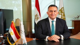 عمر رضوان رئيس البورصة المصرية 