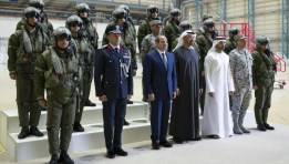 الرئيس السيسي يتفقد القوات المصرية في الإمارات