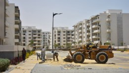 جانب من الأعمال بمشروعات العلمين
