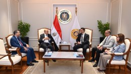 لقاء وزير الصناعة بوفد الغرفة الفرنسية 