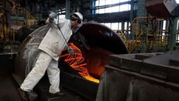 مصانع إنتاج الحديد في الصين