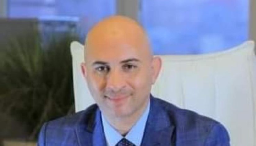  النائب طارق الطويل