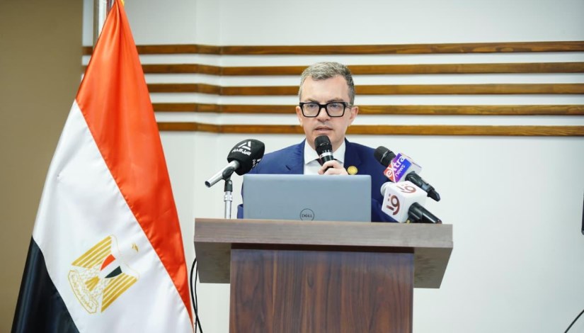 الدكتور أحمد رستم وزير التخطيط والتنمية الاقتصادية 