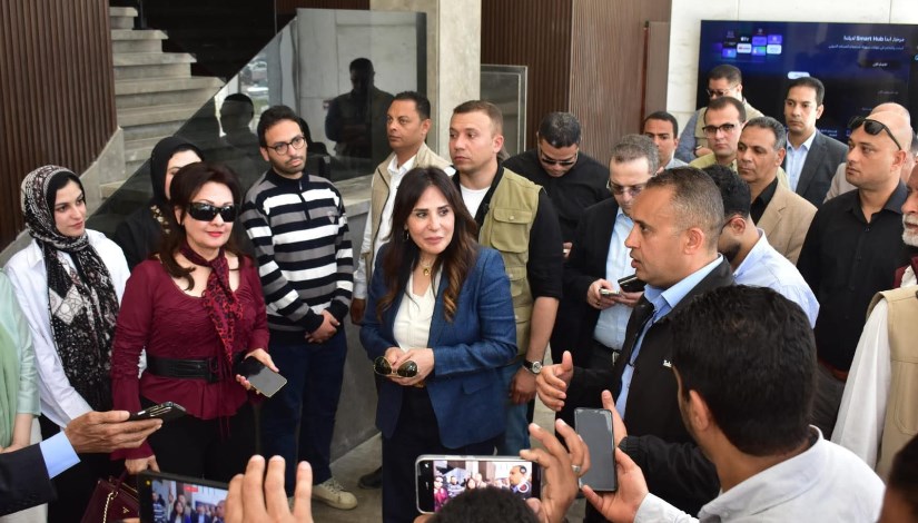 وزيرة الإسكان خلال جولتها بالعلمين