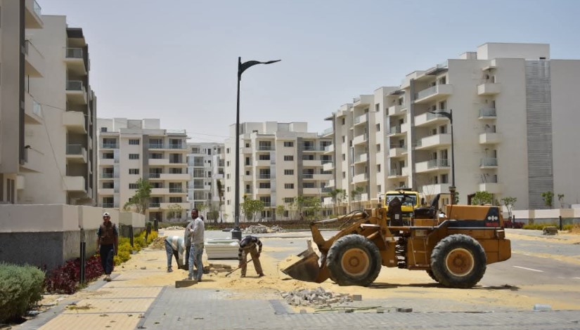 جانب من الأعمال بمشروعات العلمين