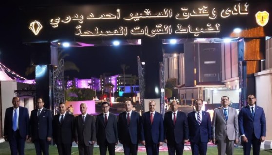 جانب من الافتتاح 