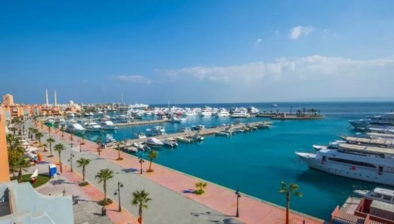 سياحة اليخوت