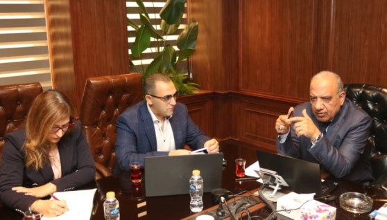 وزير الكهرباء مع وفد شركة “نكسوس أنالاتيكا”
