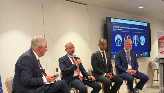 جانب من مشاركة وزير الاستثمار بفعاليات البعثة الوزارية