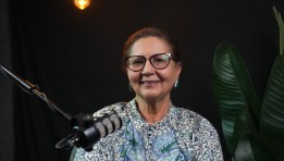 الدكتورة عالية المهدي عميد كلية الاقتصاد والعلوم السياسية الأسبق