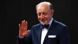  الفنان عبد العزيز مخيون