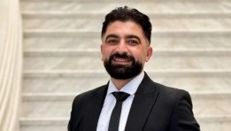 الفنان فادي خفاجة
