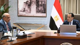 خلال وزير الكهرباء مع رئيس مجلس الوزراء 