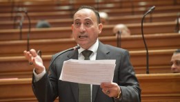 النائب محمد عبد الله زين الدين