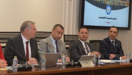 وزير البترول خلال اجتماع لجنة الصناعة اليوم 