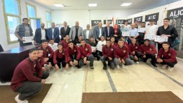 تخريج  طلاب مدرسة مجمع صناعات الجلود  