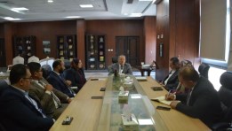 اجتماع جامعة دمياط مع غرفة الأخشاب