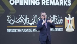  الدكتور أحمد رستم، وزير التخطيط 