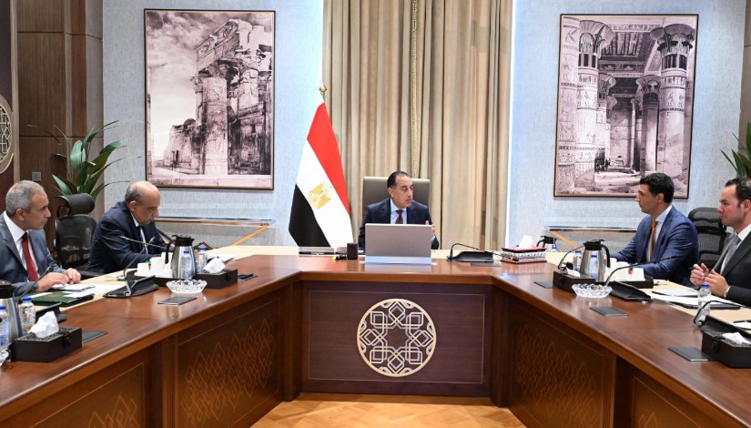 اجتماع رئيس مجلس الوزراء ووزير الكهرباء
