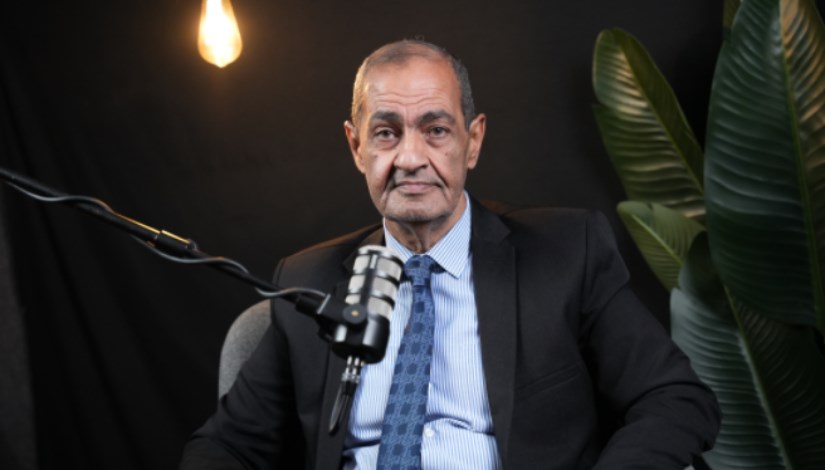 الكاتب الصحفي أسامة الدليل 