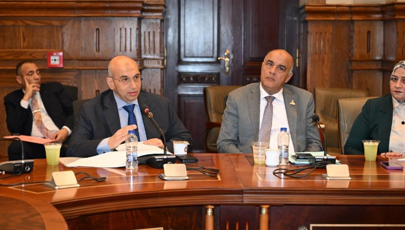 جانب من اجتماع اقتصادية الشيوخ