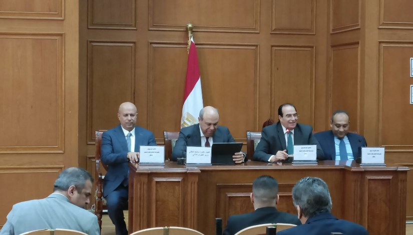 وزير الطيران 