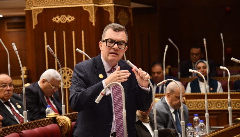 وزير التخطيط أمام مجلس الشيوخ