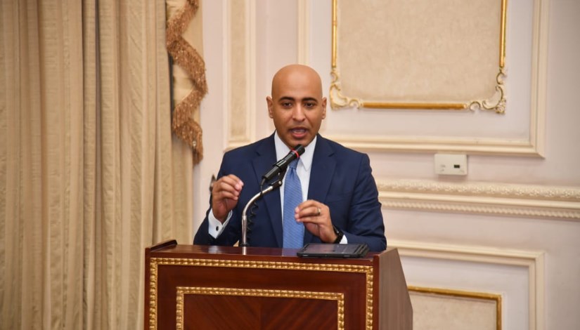 النائب علاء مصطفي
