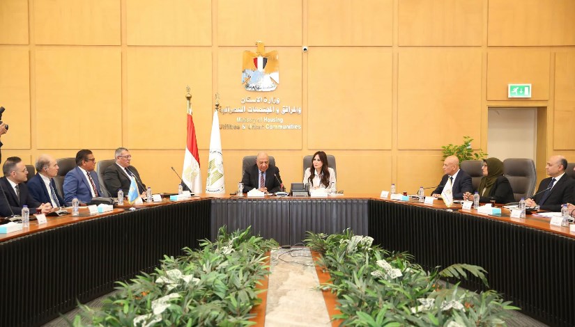 المهندسة راندة المنشاوي والدكتور محمود عصمت