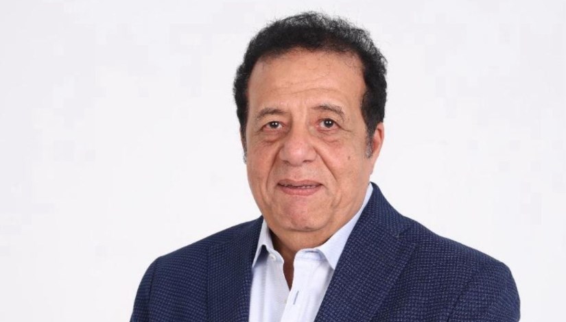  الدكتور عاطف عبد اللطيف 