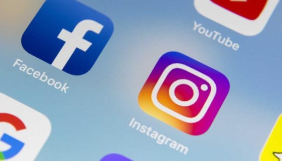 تطبيقات فيسبوك وانستجرام