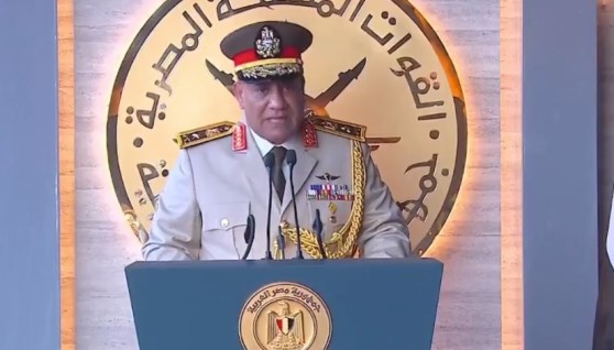 وزير الدفاع والإنتاج الحربي