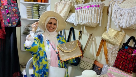 إيمان حسن مؤسسة براند فيروز للشنط اليديوية
