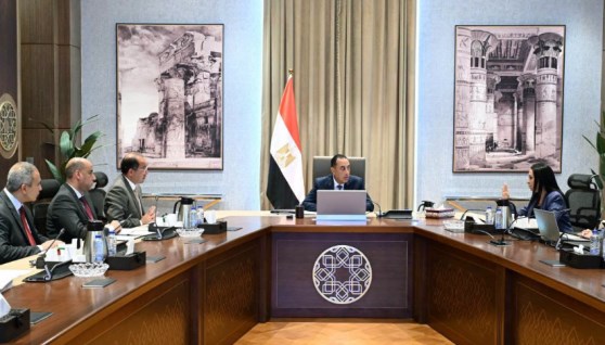 جانب من اجتماع رئيس مجلس الوزراء 