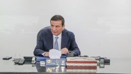  علاء فاروق وزير الزراعة واستصلاح الأراضي